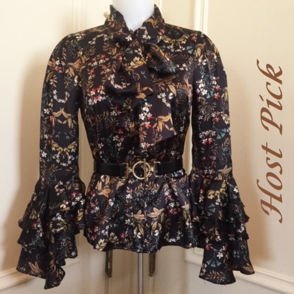 Gracia Tops - GRACIA pussy bow blouse NWOT size small